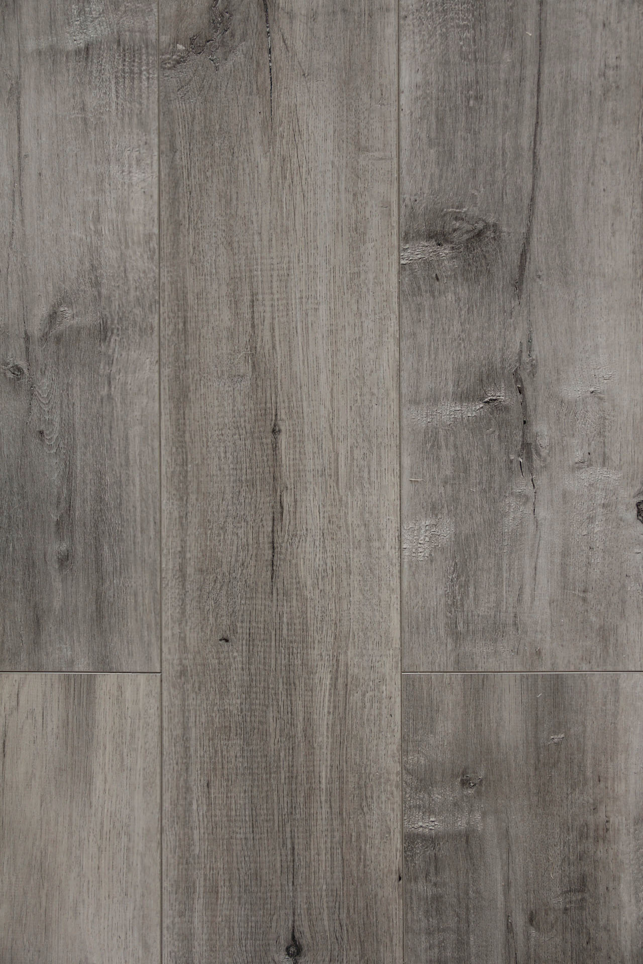 Reclaimed-Oak-Grey-Laminate-Flooring-TG8108