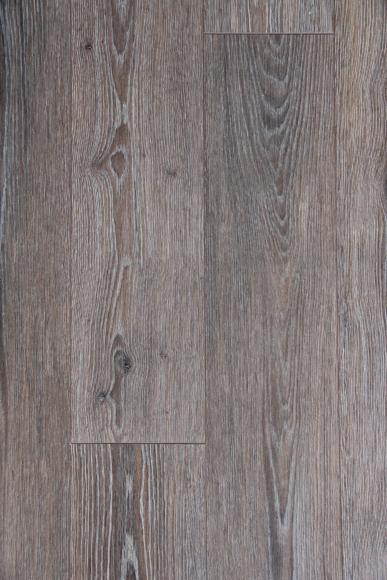 Washed-Oak-Rustic-Laminate-Flooring-TG8102