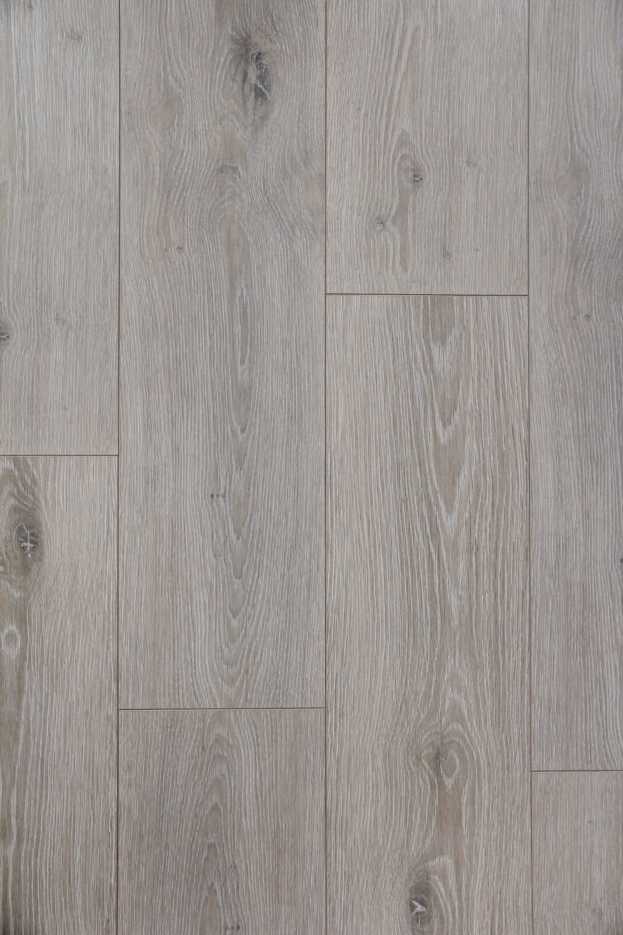 White-Washed-Oak-Laminate-Flooring-TG1210S